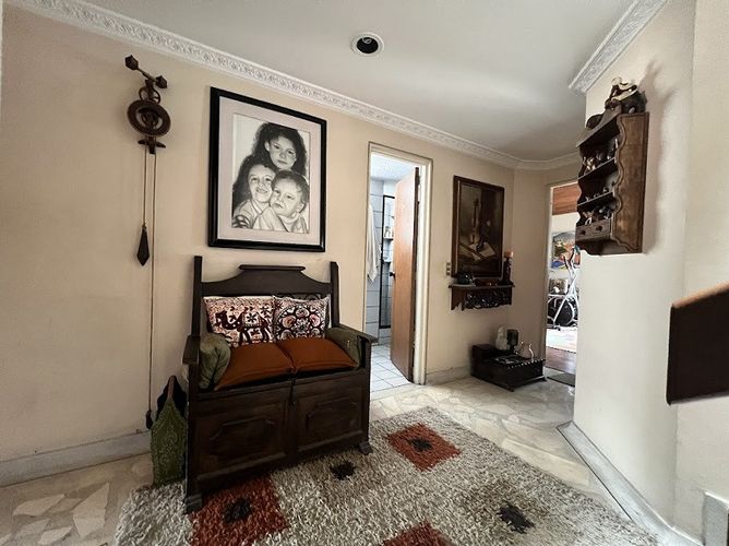 Casa de 4 alcobas en venta en Lindaraja, Bogotá, 172 m² · foto 15 de 24