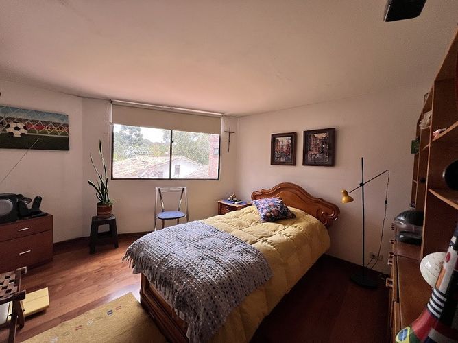 Casa de 4 alcobas en venta en Lindaraja, Bogotá, 172 m² · foto 16 de 24