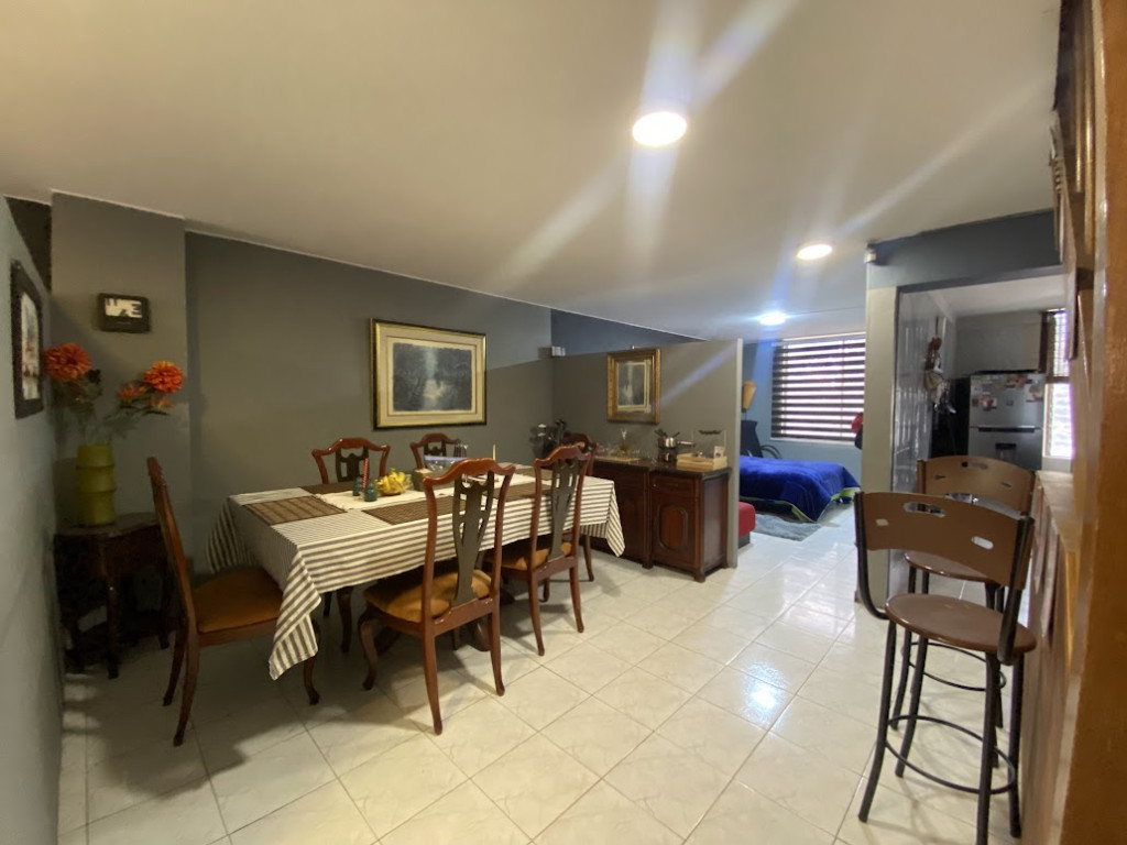 Apartamento en venta en La Castellana, Bogotá · foto 4 de 24