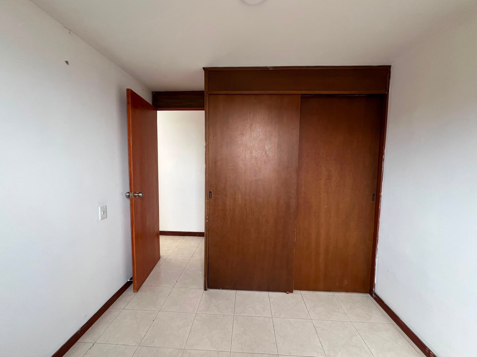 Apartamento en arriendo en Villa Carlota, Medellín · foto 5 de 13