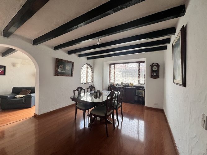 Casa de 4 alcobas en venta en Las Villas, Bogotá, 275 m² · foto 3 de 19