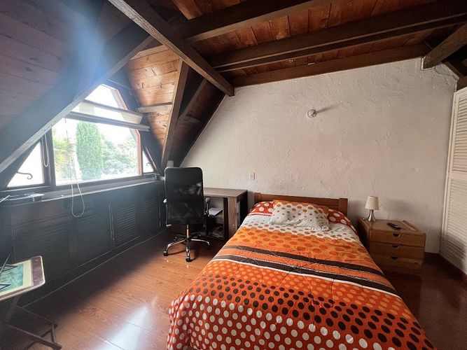 Casa de 4 alcobas en venta en Las Villas, Bogotá, 275 m² · foto 12 de 19