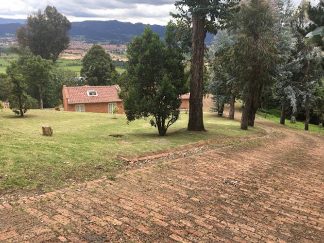Lote en venta en Santa Lucia, Chía, 13813 m² · foto 2 de 24