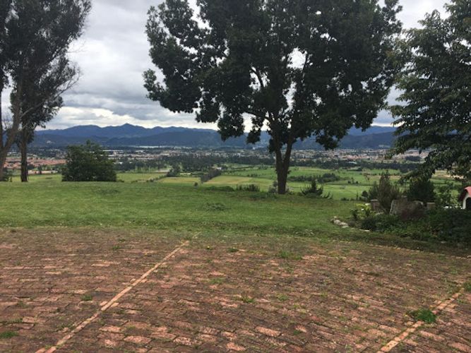 Lote en venta en Santa Lucia, Chía, 13813 m² · foto 9 de 24