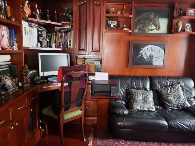 Casa de 5 alcobas en venta en San Jose De Bavaria, Bogotá, 284 m² · foto 4 de 24