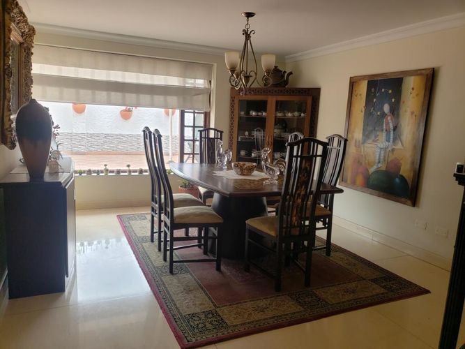 Casa de 5 alcobas en venta en San Jose De Bavaria, Bogotá, 284 m² · foto 6 de 24