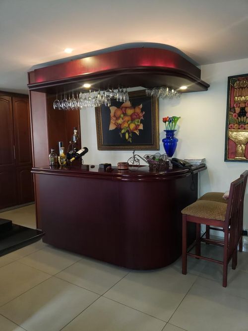 Casa de 5 alcobas en venta en San Jose De Bavaria, Bogotá, 284 m² · foto 8 de 24