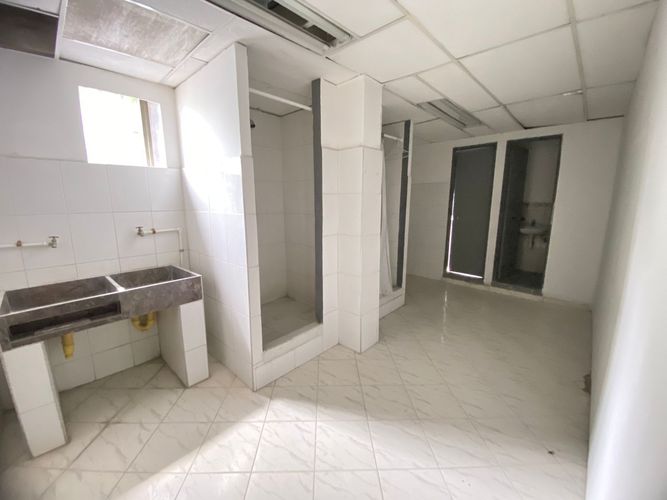 Bodega en arriendo en Zona Industrial No. 2, Itagüí, 920 m² · foto 6 de 7