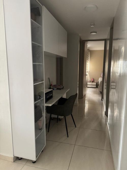 Apartamento de 3 alcobas en venta en Conjunto Alicante, Girón, 66 m² · foto 9 de 10