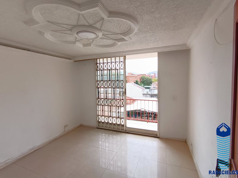Apartamento en venta en Boston, Medellín · foto 7 de 14
