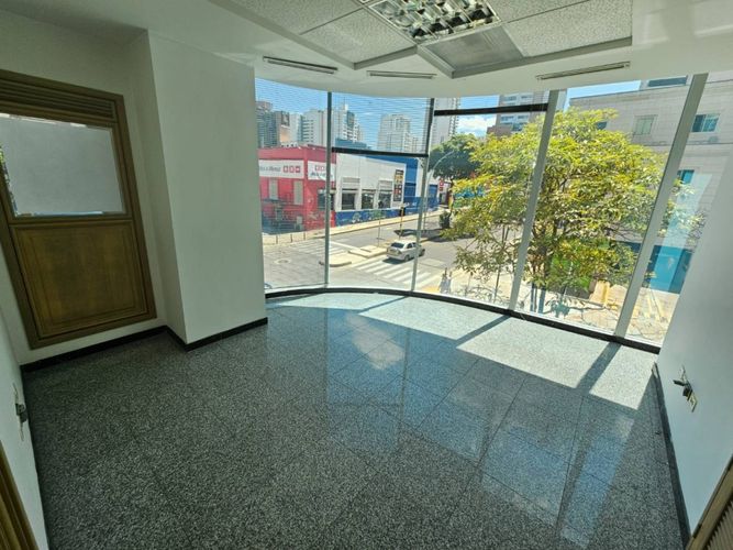 Local en arriendo en Mejoras Publicas, Bucaramanga, 275 m² · foto 2 de 12