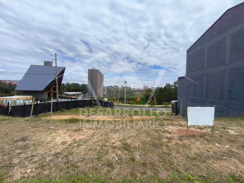 Land in San Antonio de Pereira (1085 m²) for Sale