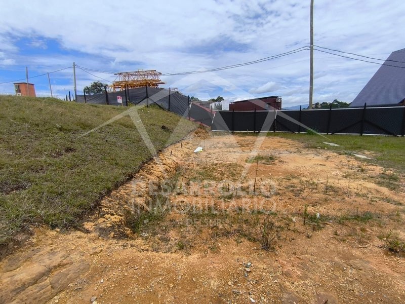 Land in San Antonio de Pereira (1085 m²) for Sale - 3