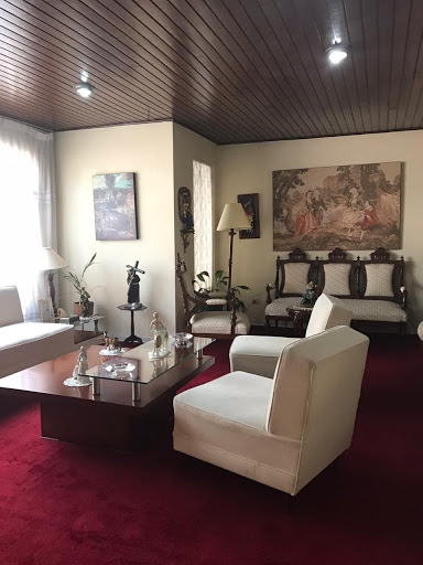 Casa en venta en Santa Ana, Bogotá · foto 2 de 17