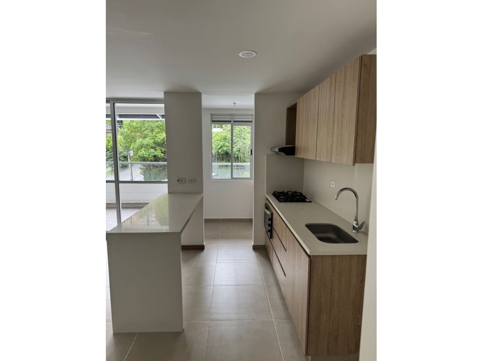 Apartamento en venta en Loma Del Barro, Envigado · foto 4 de 24