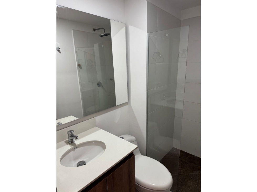 Apartamento en venta en Loma Del Barro, Envigado · foto 18 de 24