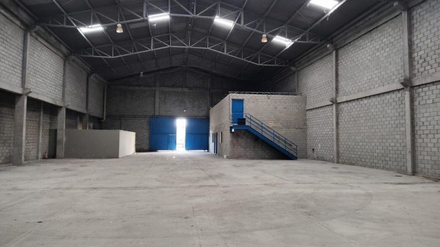 Bodega en arriendo en Villanueva, Barranquilla, 1940 m² · foto 8 de 11