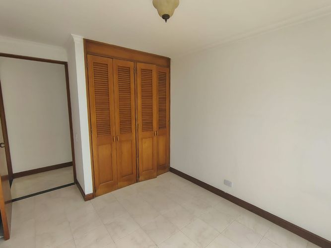 Apartamento de 2 alcobas en arriendo en El Poblado, Medellín, 74 m² · foto 12 de 12