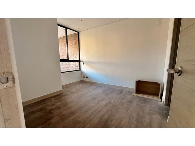 Apartamento de 2 alcobas en venta en Los Balsos, Medellín, 95 m² · foto 6 de 21