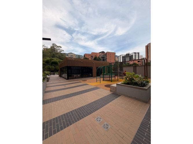 Apartamento de 2 alcobas en venta en Los Balsos, Medellín, 95 m² · foto 17 de 21