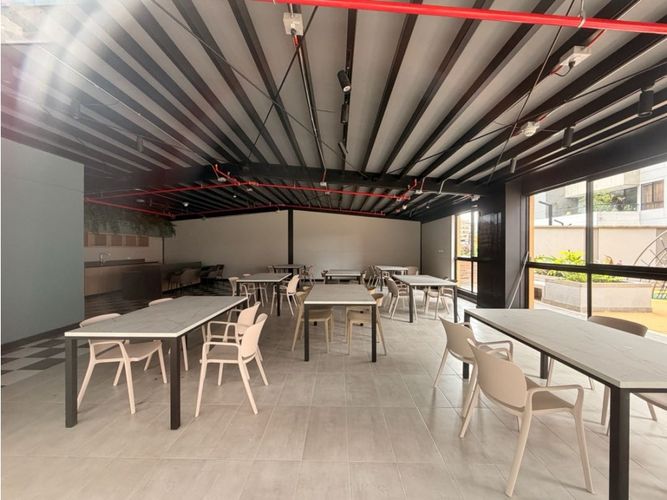 Apartamento de 2 alcobas en venta en Los Balsos, Medellín, 95 m² · foto 18 de 21