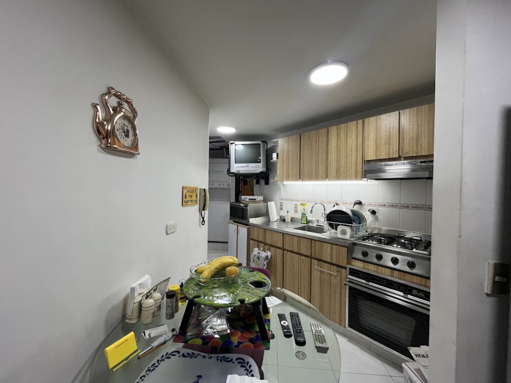 Apartamento en venta en Santa Barbara, Bogotá · foto 8 de 24