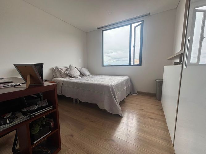 Apartamento de 3 alcobas en venta en Santa Paula, Bogotá, 157 m² · foto 8 de 22