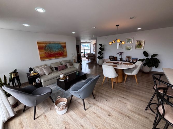 Apartamento de 3 alcobas en venta en Santa Paula, Bogotá, 157 m² · foto 12 de 22