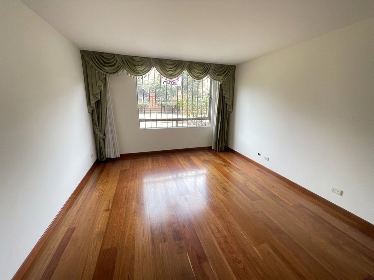 Apartamento en venta en Ciudad Salitre, Bogotá · foto 3 de 11
