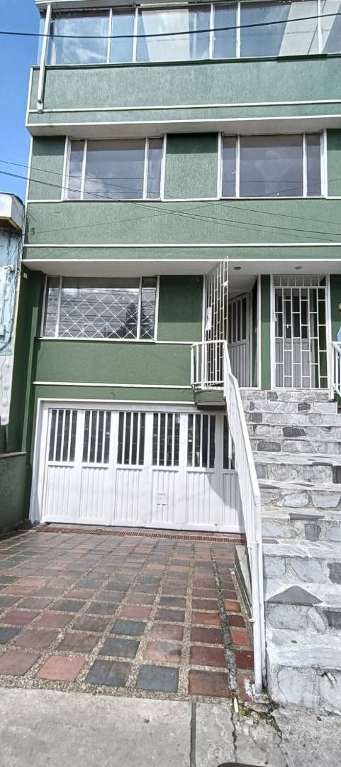 Casa en Arriendo en Normandia, Bogotá