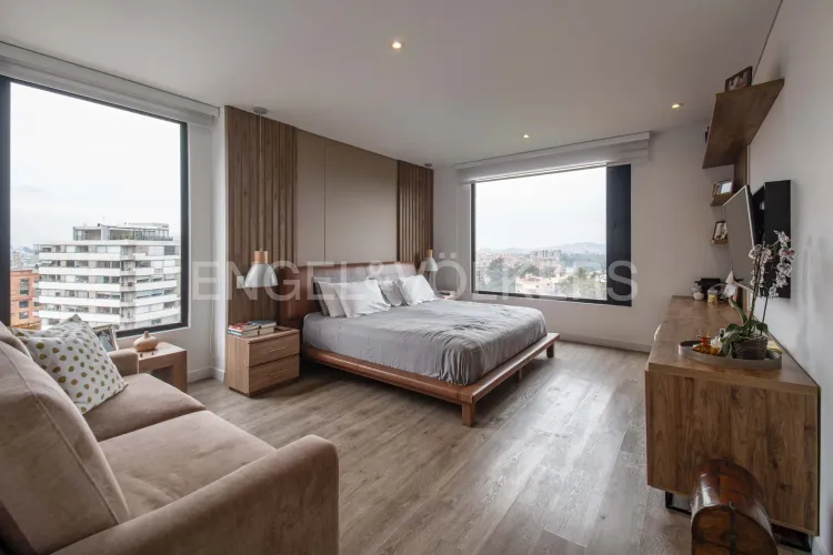 Apartamento de 3 alcobas en venta en Bella Suiza, Bogotá, 260 m² · foto 5 de 19