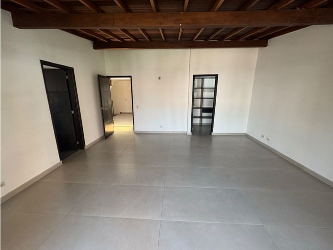 Casa de 4 alcobas en venta en Aves Maria, Sabaneta, 450 m² · foto 11 de 14