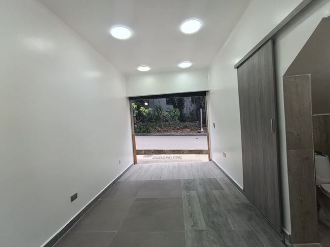 Local en arriendo en Camino Verde, Envigado, 18 m² · foto 2 de 11
