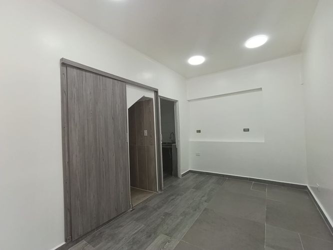Local en arriendo en Camino Verde, Envigado, 18 m² · foto 5 de 11