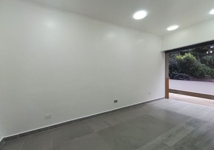 Local en arriendo en Camino Verde, Envigado, 18 m² · foto 9 de 11