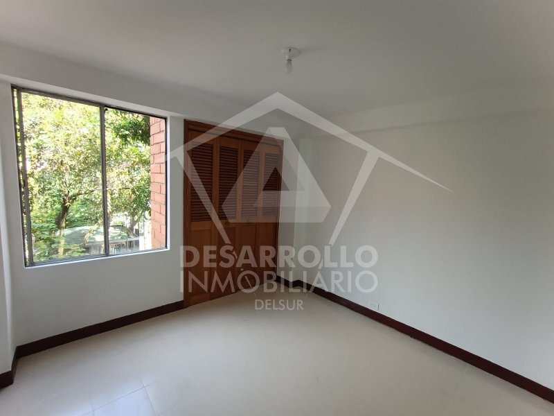 Apartamento en venta en El Poblado, Envigado · foto 11 de 14