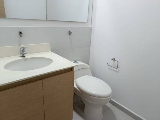 Oficina en arriendo en Manila, Medellín, 51 m² · foto 8 de 10