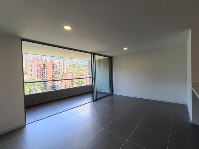 Apartamento de 2 alcobas en arriendo en Cumbres, Envigado, 86 m² · foto 5 de 19