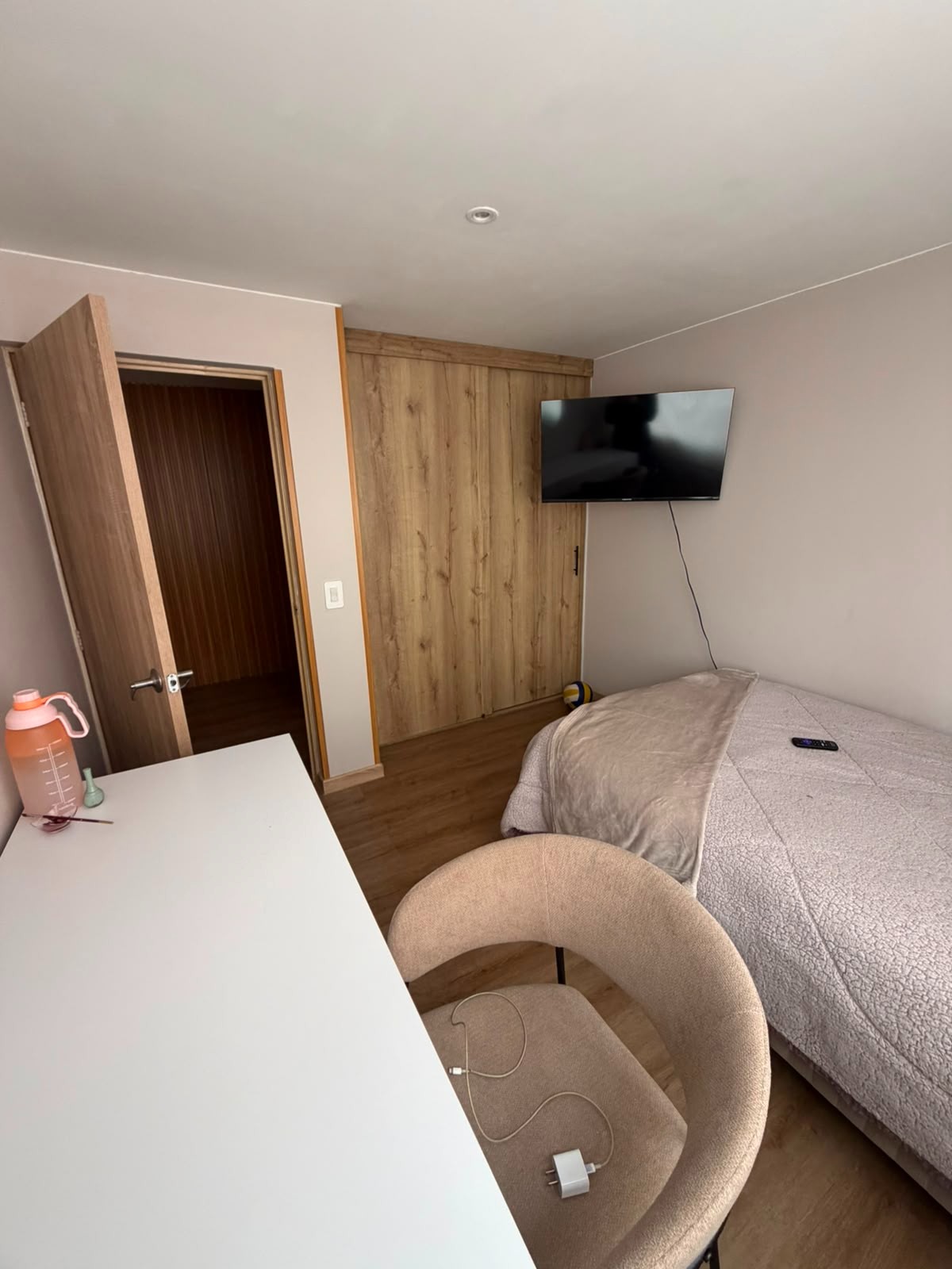 Apartamento en venta en Normandia, Bogotá · foto 10 de 19