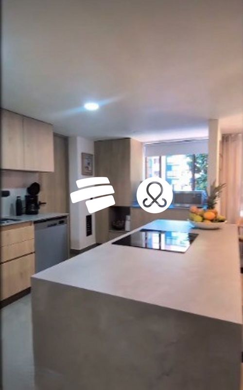 Apartamento de 3 alcobas en venta en El Castillo, Medellín, 137 m² · foto 7 de 20