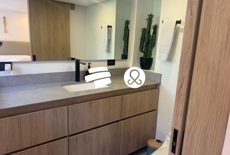 Apartamento de 3 alcobas en venta en El Castillo, Medellín, 137 m² · foto 10 de 20