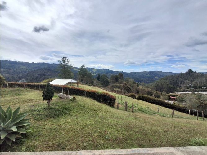 Casa de 3 alcobas en arriendo en San Jose, Guarne · foto 18 de 18