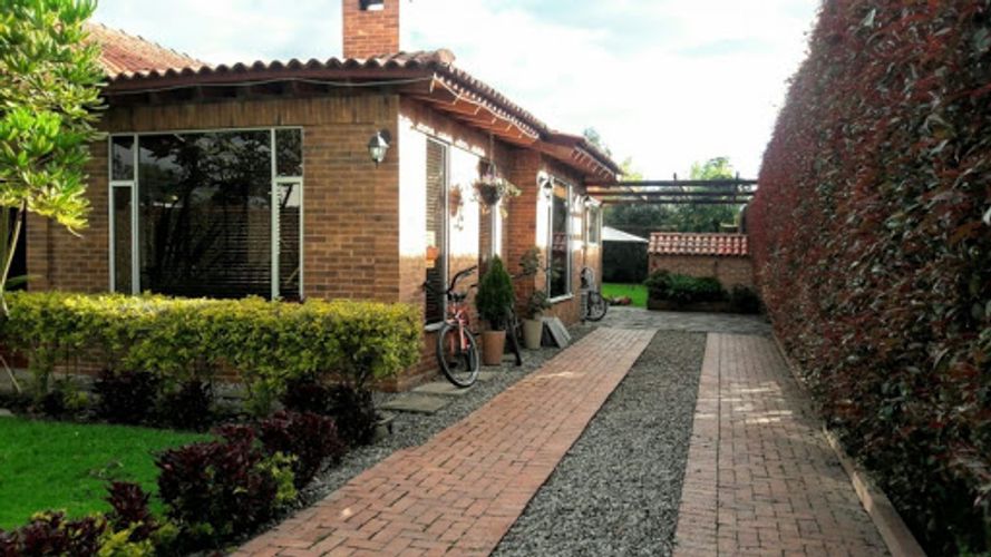Casa de 4 alcobas en venta en Delicias Norte, Chía, 480 m² · foto 4 de 17