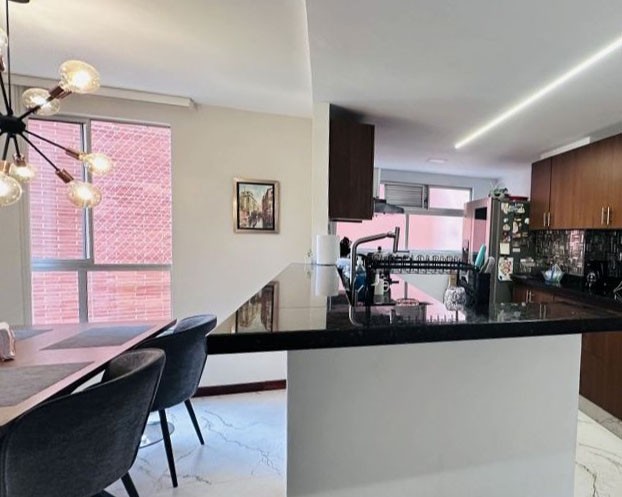 Apartamento en venta en Loma Benedictinos, Envigado · foto 4 de 15