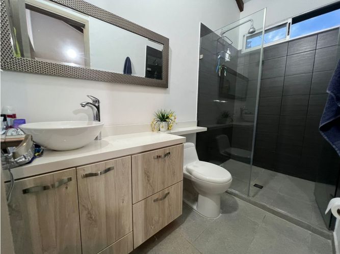 Casa de 3 alcobas en venta en La Pradera, Medellín, 198 m² · foto 8 de 18
