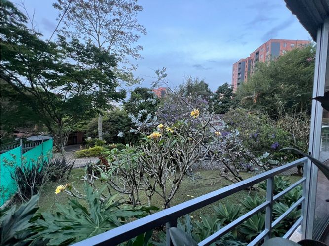Casa de 3 alcobas en venta en La Pradera, Medellín, 198 m² · foto 12 de 18
