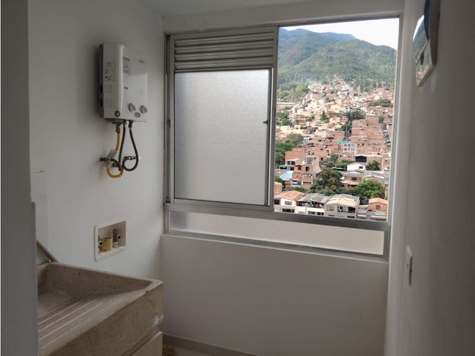 Apartamento de 3 alcobas en venta en Bello Horizonte, Bello, 60 m² · foto 8 de 12