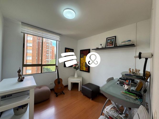 Apartamento de 3 alcobas en venta en El Diamante No. 2, Medellín, 80 m² · foto 5 de 12