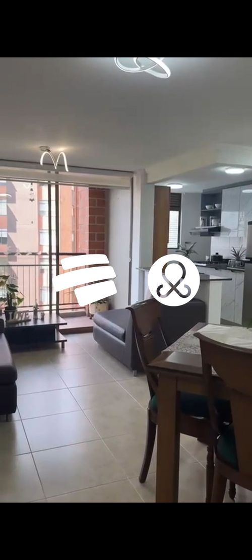Apartamento de 3 alcobas en venta en El Diamante No. 2, Medellín, 80 m² · foto 11 de 12