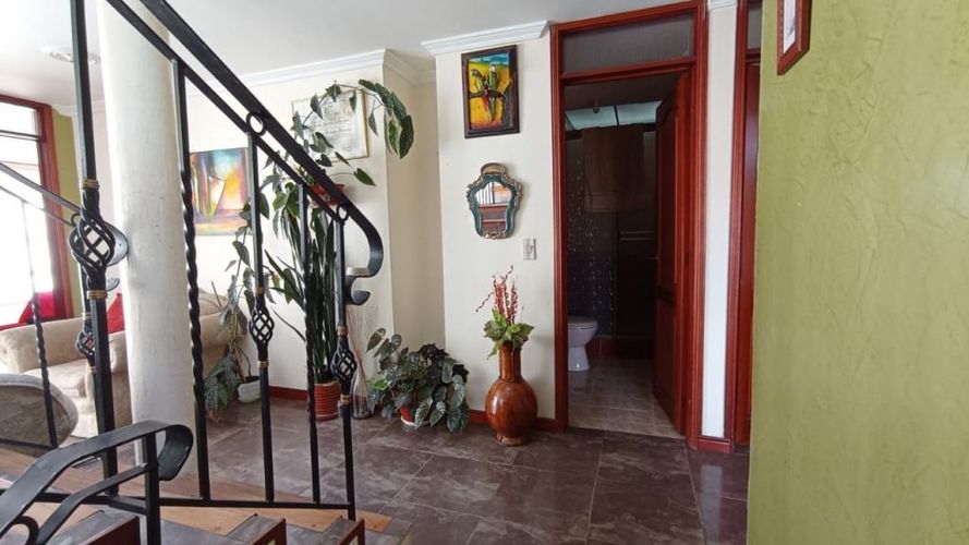 Casa de 4 alcobas en venta en Tunja, Tunja, 273 m² · foto 4 de 24